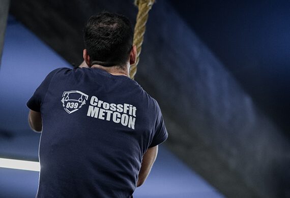 rope climb-crossfit metcon